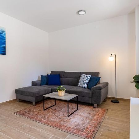Apartment Blue Monstera Cres Luaran gambar