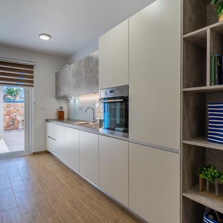Apartment Blue Monstera Cres Luaran gambar