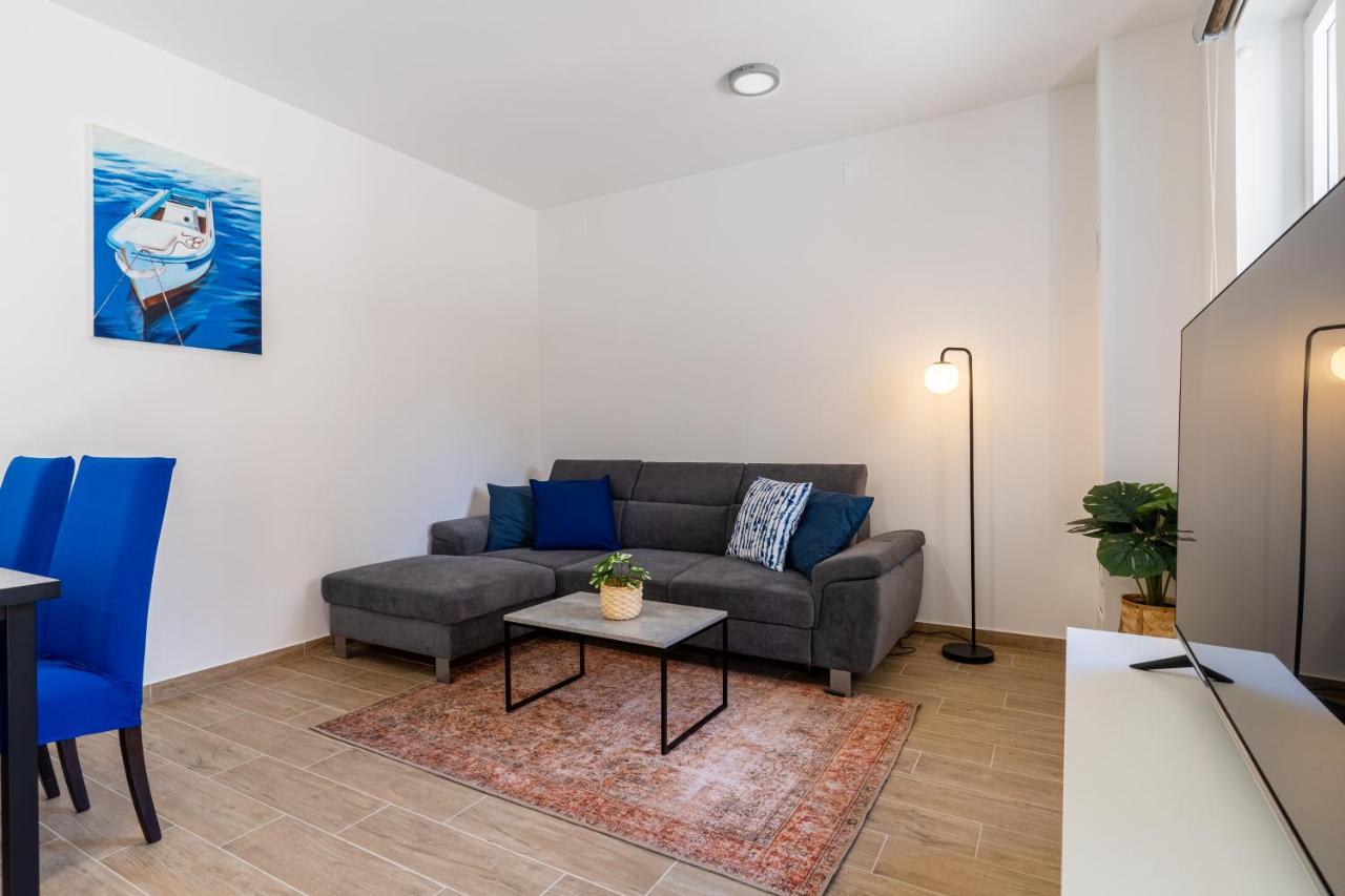 Apartment Blue Monstera Cres Luaran gambar