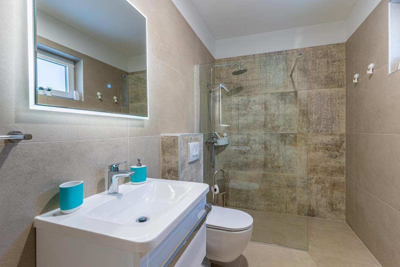 Apartment Blue Monstera Cres Luaran gambar