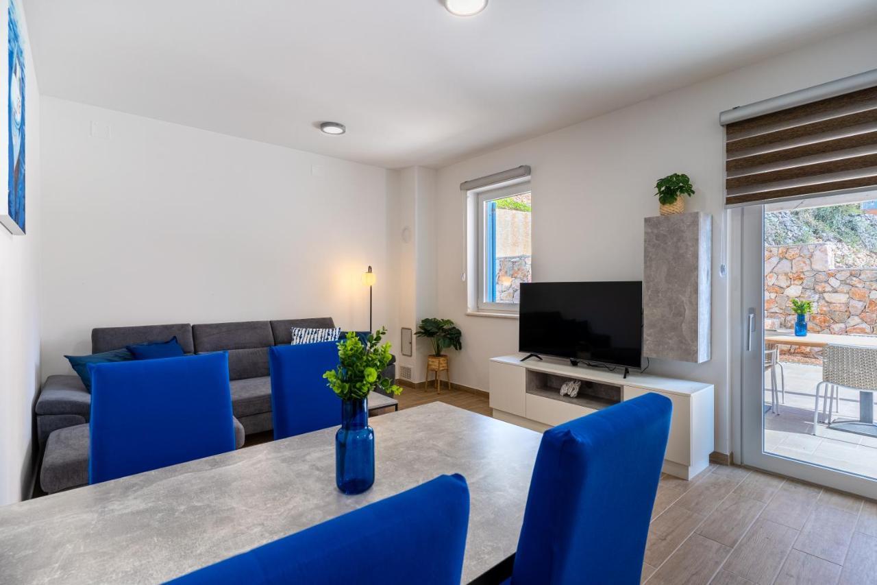 Apartment Blue Monstera Cres Luaran gambar