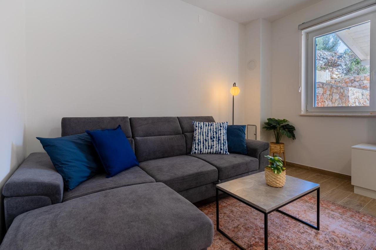 Apartment Blue Monstera Cres Luaran gambar